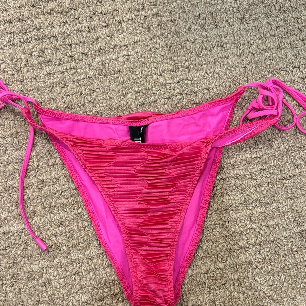 Triangl Vibrant Pink Bikini Bottom
